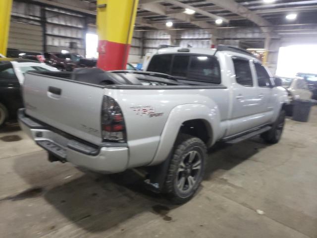 5TEMU52N56Z184310 - 2006 TOYOTA TACOMA DOUBLE CAB LONG BED SILVER photo 3