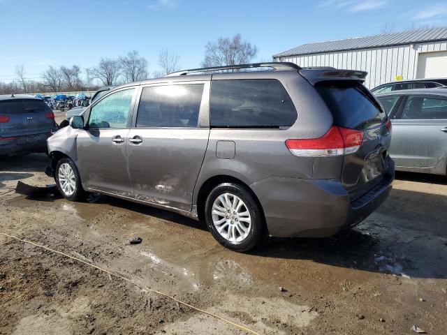 5TDYK3DC5CS277988 - 2012 TOYOTA SIENNA XLE GRAY photo 2