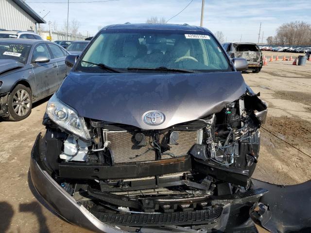 5TDYK3DC5CS277988 - 2012 TOYOTA SIENNA XLE GRAY photo 5