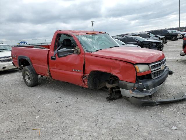 1GCHK24U65E287831 - 2005 CHEVROLET 2500 K2500 HEAVY DUTY RED photo 4