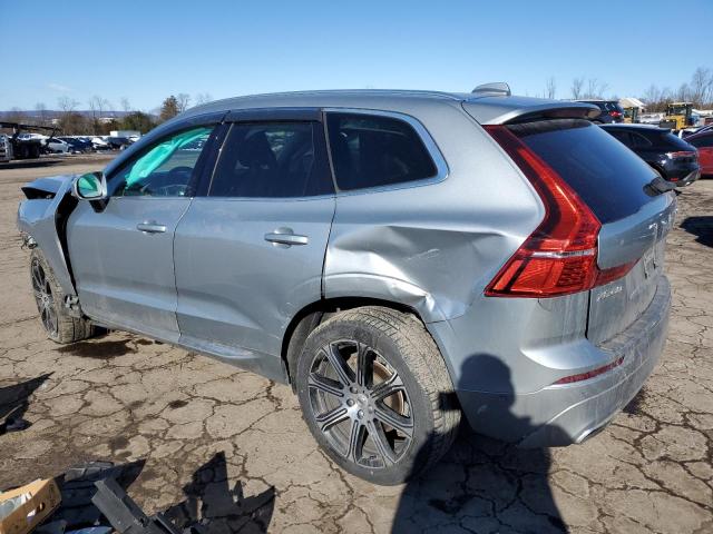 YV4102RL6J1028892 - 2018 VOLVO XC60 T5 INSCRIPTION SILVER photo 2