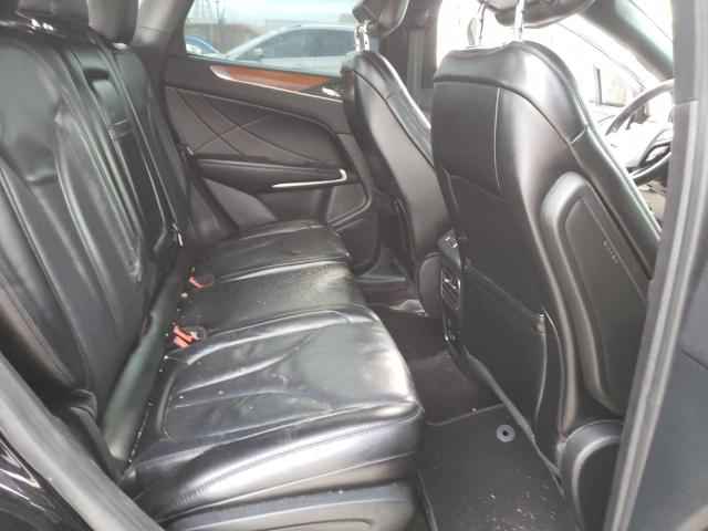 5LMCJ3C92KUL26862 - 2019 LINCOLN MKC RESERVE შავი ფოტო 10