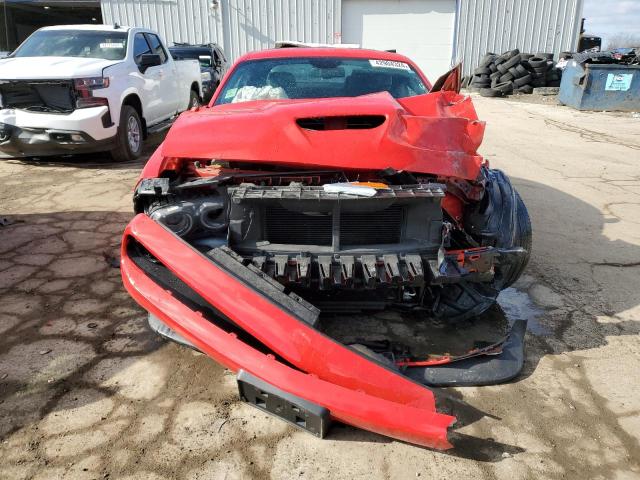 2C3CDZDJ0GH345998 - 2016 DODGE CHALLENGER SRT 392 RED photo 5