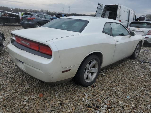 2C3CDYAG3EH213141 - 2014 DODGE CHALLENGER SXT WHITE photo 3