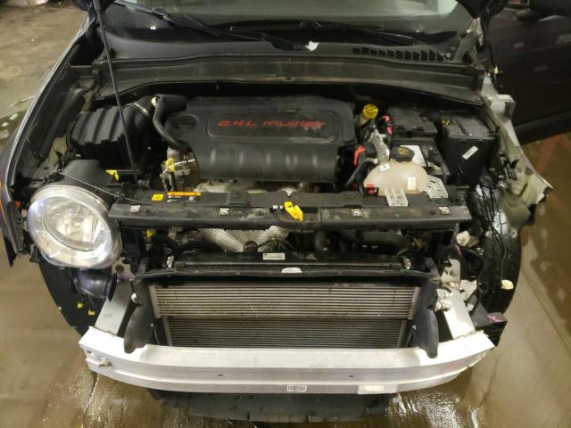 ZACCJBAB6HPG18757 - 2017 JEEP RENEGADE SPORT Մոխրագույն լուսանկար 12