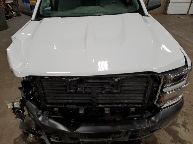 1GCVKNEC3JZ344354 - 2018 CHEVROLET SILVER1500 K1500 WHITE photo 11