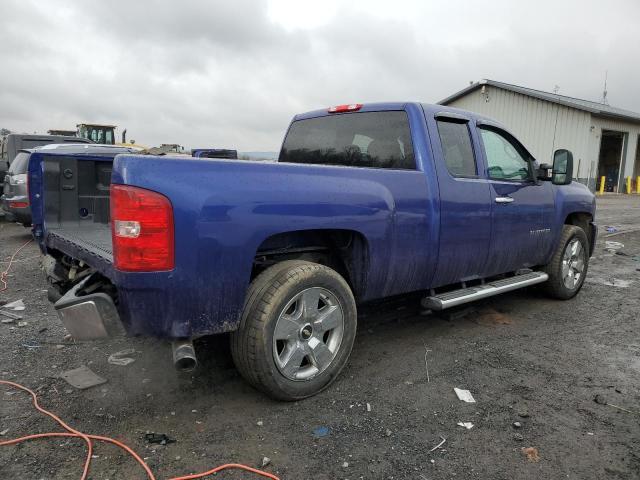 1GCSKSE34AZ261131 - 2010 CHEVROLET SILVERADO K1500 LT BLUE photo 3