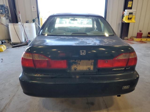 1HGCG5645WA253416 - 1998 HONDA ACCORD LX GREEN photo 6