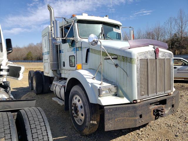 1XKDDU8X56J124612 - 2006 KENWORTH CONSTRUCTI T800 SILVER photo 1