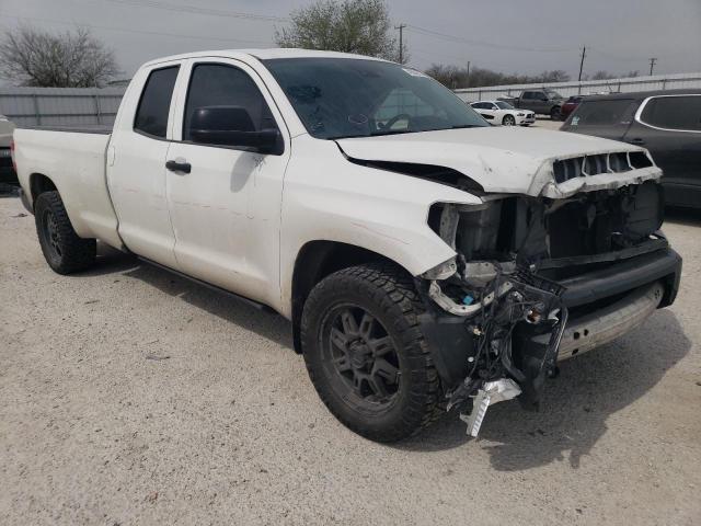 5TFCY5F15LX025832 - 2020 TOYOTA TUNDRA DOUBLE CAB SR/SR5 WHITE photo 4