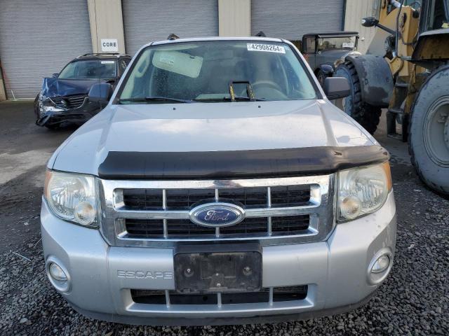 1FMCU93G69KA62434 - 2009 FORD ESCAPE XLT SILVER photo 5