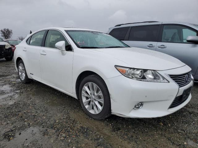 JTHBW1GGXE2070664 - 2014 LEXUS ES 300H WHITE photo 4