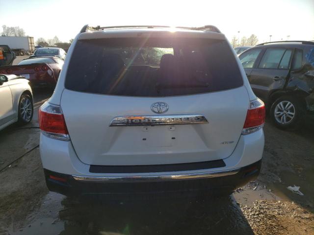 5TDBK3EH1BS063854 - 2011 TOYOTA HIGHLANDER BASE Blanc photo 6