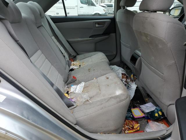 4T4BF1FK0FR453768 - 2015 TOYOTA CAMRY LE SILVER photo 10