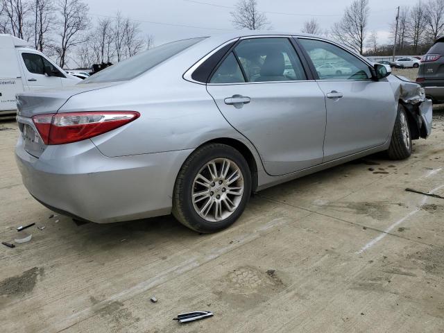4T4BF1FK0FR453768 - 2015 TOYOTA CAMRY LE SILVER photo 3