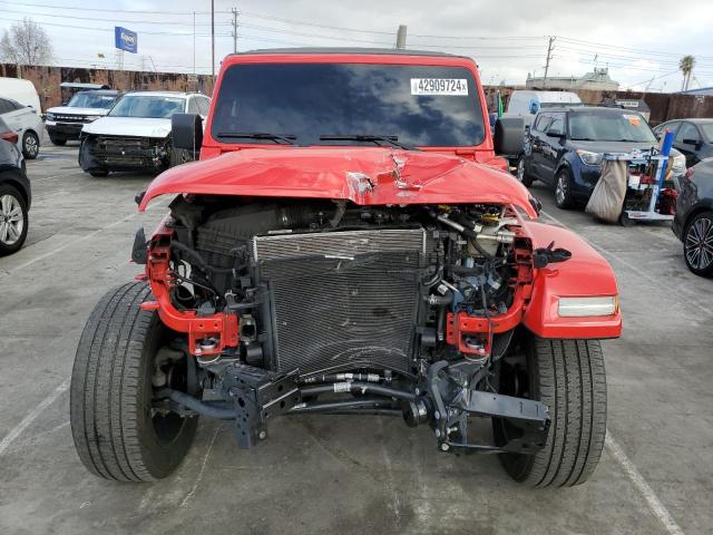 1C4JJXP60MW799995 - 2021 JEEP WRANGLER U SAHARA 4XE RED photo 5