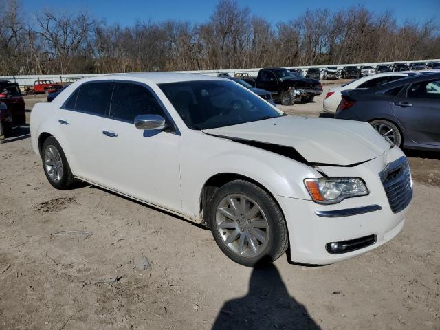 2C3CCACG8CH166919 - 2012 CHRYSLER 300 LIMITED WHITE photo 4