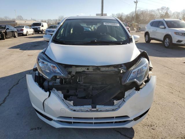 3N1CE2CP6JL371688 - 2018 NISSAN VERSA NOTE S WHITE photo 5