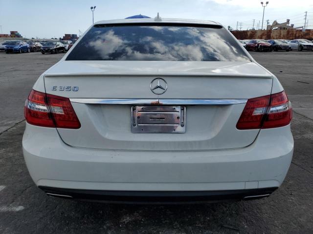 WDDHF5GB8BA511786 - 2011 MERCEDES-BENZ E 350 WHITE photo 6