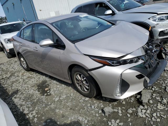JTDKARFP5H3051003 - 2017 TOYOTA PRIUS PRIM 银色 照片 4