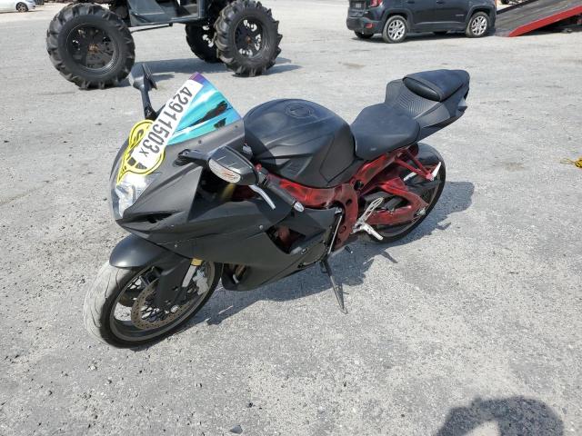 JS1GR7MA9B2102933 - 2011 SUZUKI GSX750 TWO TONE photo 2