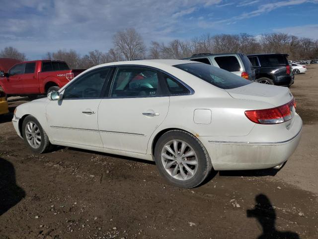 KMHFC46F67A150375 - 2007 HYUNDAI AZERA SE WHITE photo 2