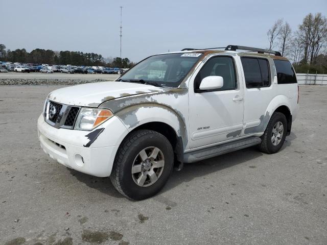 5N1AR18W45C784208 - 2005 NISSAN PATHFINDER LE თეთრი ფოტო 1