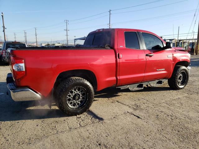 5TFRY5F11HX227715 - 2017 TOYOTA TUNDRA DOUBLE CAB SR/SR5 RED photo 3