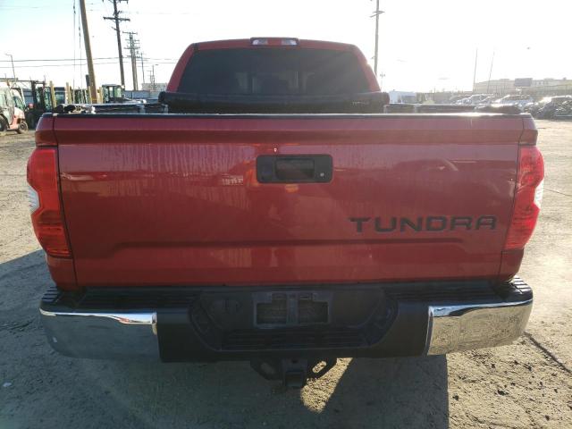 5TFRY5F11HX227715 - 2017 TOYOTA TUNDRA DOUBLE CAB SR/SR5 RED photo 6