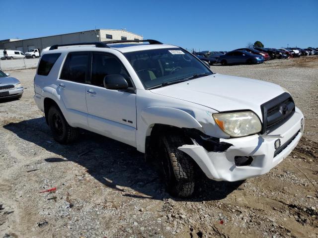 JTEBT14R58K004751 - 2008 TOYOTA 4RUNNER SR5 WHITE photo 4