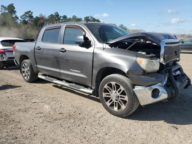 5TFEM5F1XCX046292 - 2012 TOYOTA TUNDRA CREWMAX SR5 SILVER photo 4