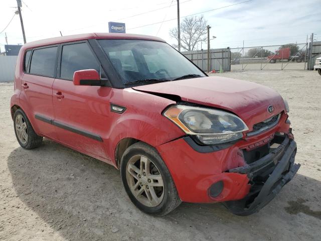 KNDJT2A59D7620571 - 2013 KIA SOUL RED photo 4