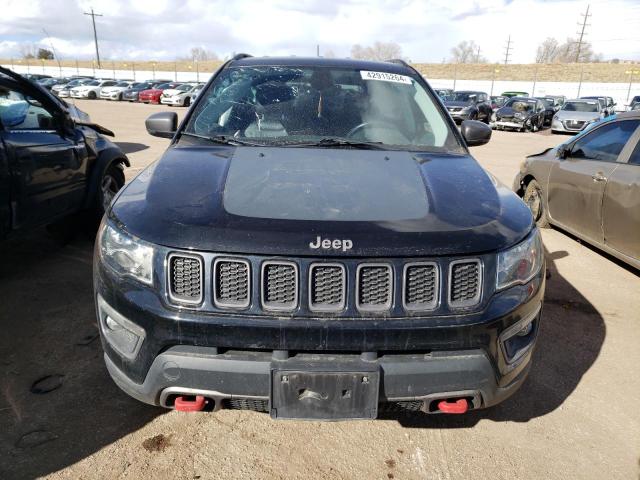 3C4NJDDB5HT630942 - 2017 JEEP COMPASS TRAILHAWK BLACK photo 5