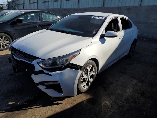 3KPF24AD4ME350810 - 2021 KIA FORTE FE WHITE photo 1