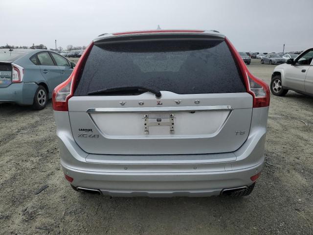 YV440MDUXH2141502 - 2017 VOLVO XC60 T5 INSCRIPTION SILVER photo 6