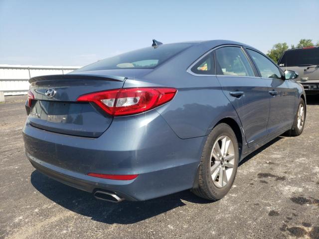 5NPE24AF2FH206958 - 2015 HYUNDAI SONATA SE BLUE photo 4