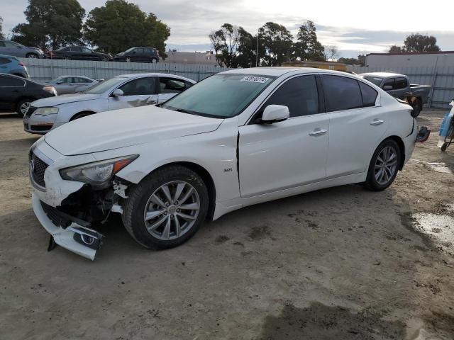 JN1EV7APXHM733370 - 2017 INFINITI Q50 PREMIUM WHITE photo 1