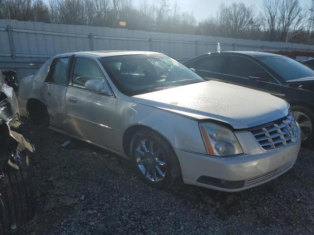 1G6KD5EY7AU137930 - 2010 CADILLAC DTS LUXURY COLLECTION WHITE photo 4