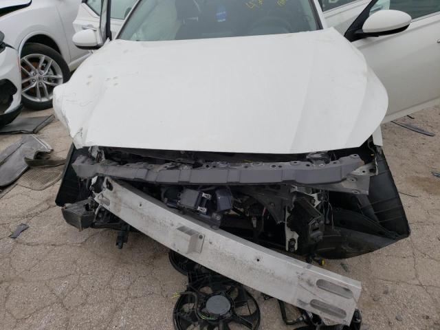 1N4BL4BV0LC244868 - 2020 NISSAN ALTIMA S WHITE photo 11