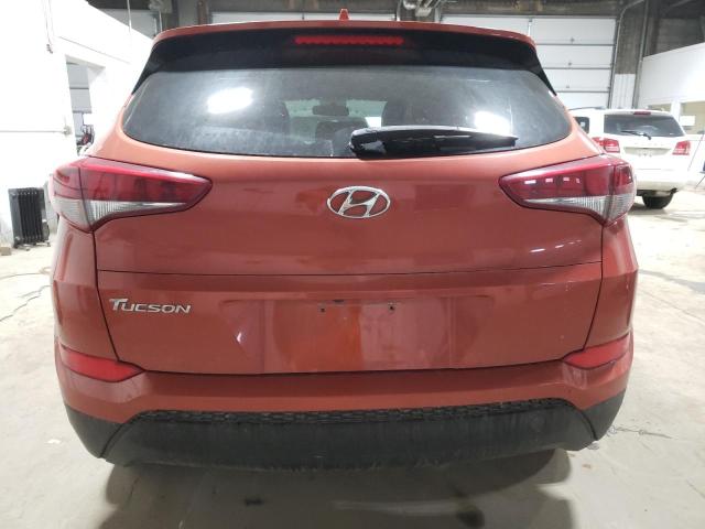 KM8J33A40JU608637 - 2018 HYUNDAI TUCSON SEL ORANGE photo 6