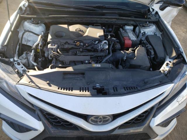 4T1K61BK1NU050722 - 2022 TOYOTA CAMRY XSE WHITE photo 11