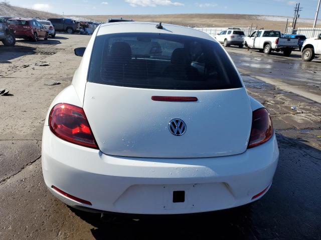 3VWJX7AT2EM616544 - 2014 VOLKSWAGEN BEETLE WHITE photo 6