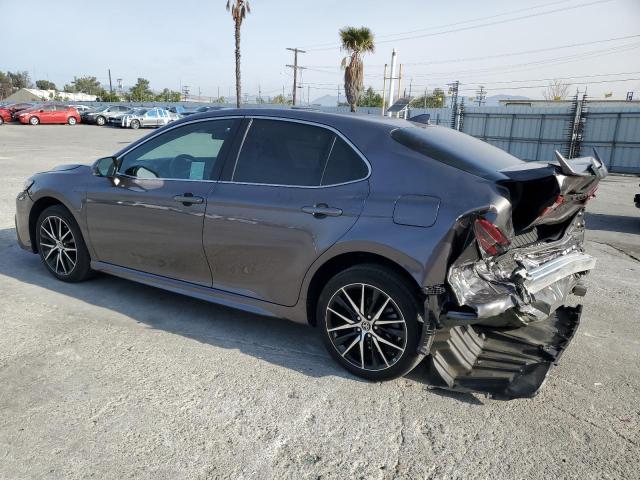 4T1G11AKXPU733558 - 2023 TOYOTA CAMRY SE NIGHT SHADE GRAY photo 2