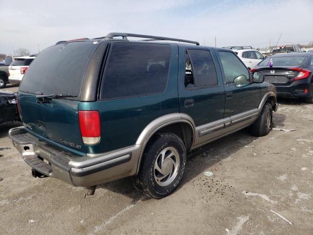 1GNDT13W6W2237661 - 1998 CHEVROLET BLAZER GREEN photo 3