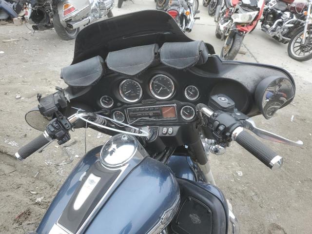 1HD1FCW193Y613081 - 2003 HARLEY-DAVIDSON FLHTCUI 蓝色 照片 5