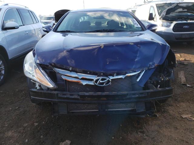 5NPEC4AC5BH297415 - 2011 HYUNDAI SONATA SE BLUE photo 5