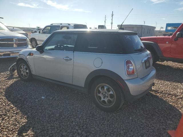 WMWSU3C53CT262147 - 2012 MINI COOPER SILVER photo 2