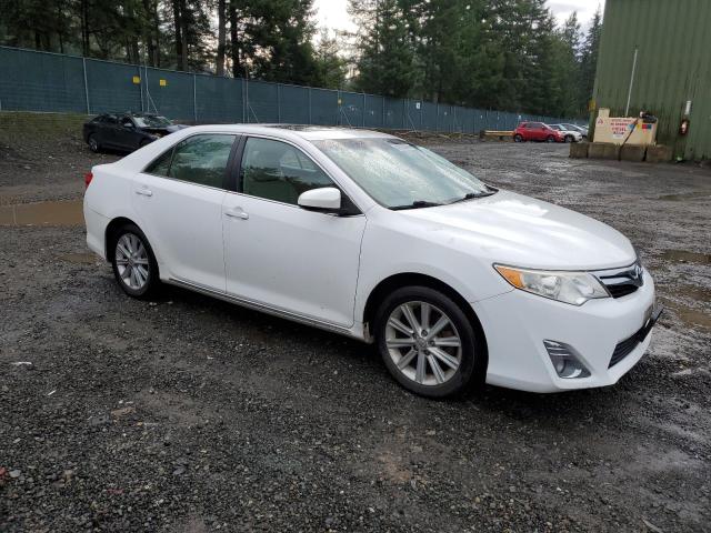 4T4BF1FK0CR223210 - 2012 TOYOTA CAMRY BASE WHITE photo 4