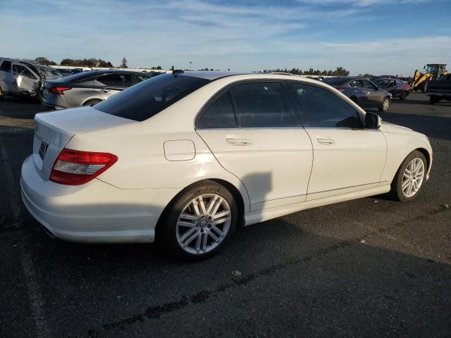 WDDGF54X48R016183 - 2008 MERCEDES-BENZ C 300 WHITE photo 3