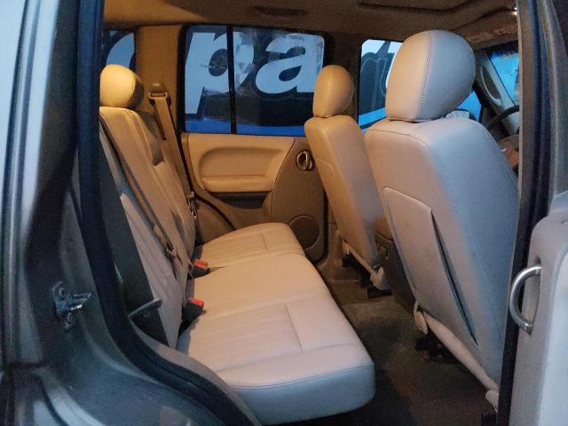 1J4GL38K56W200269 - 2006 JEEP LIBERTY RENEGADE BEIGE photo 11